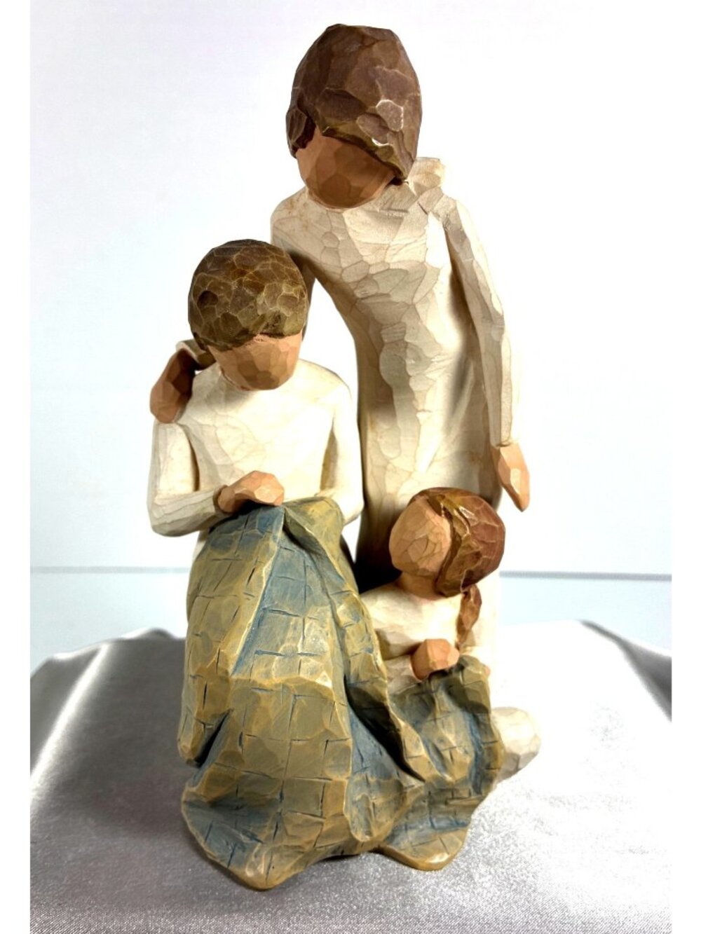 Willow Tree Generations Susan Lordi Family Figurine 2005